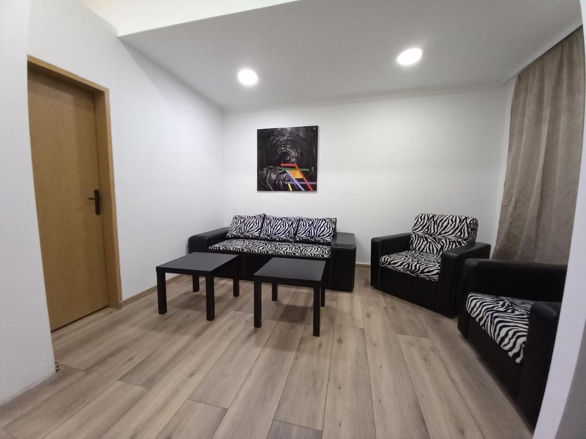 Mystic Apartments Ягодина Екстериор снимка