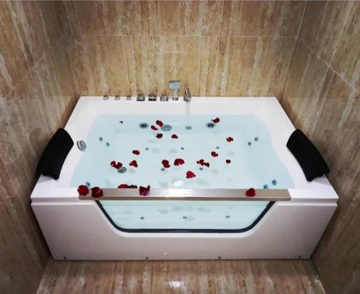 Mystic Apartments Ягодина Екстериор снимка